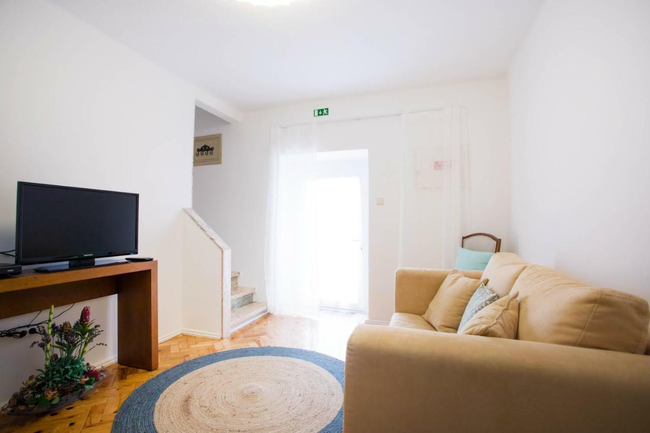 Casa Bom Dia 27 Holiday home
